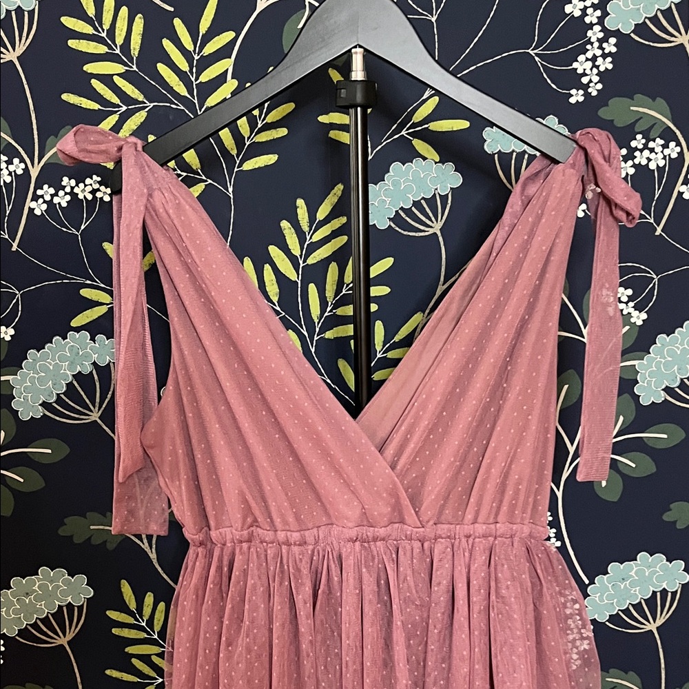 Chic Dusty Pink Backless Dress Size M - Picture 4 of 10